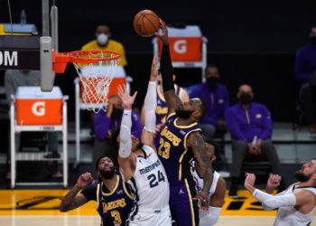 2021-02-13T045639Z_1611435114_MT1USATODAY15567923_RTRMADP_3_NBA-MEMPHIS-GRIZZLIES-AT-LOS-ANGELES-LAKERS-728x485.jpg